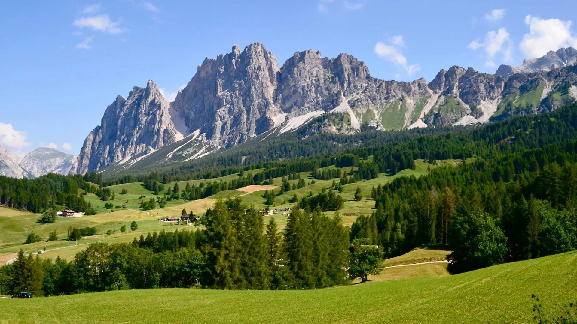 Cozy Little Flat Just Few Steps From Centre Apartment Cortina d'Ampezzo